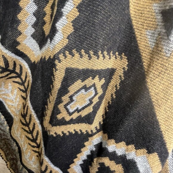 Corralle Poncho One Size Fits All Southwestern Aztec Western Style Lightweight - Picture 8 of 13